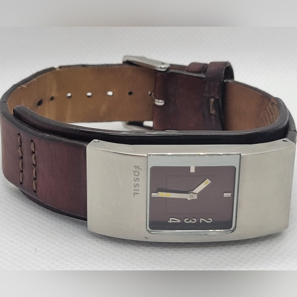 FOSSIL Watch - Picture 4 of 12